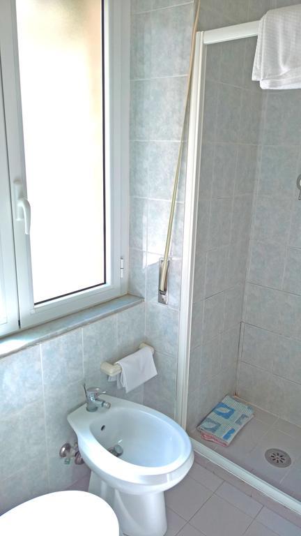 Albergo Golfo Фоллоника Экстерьер фото